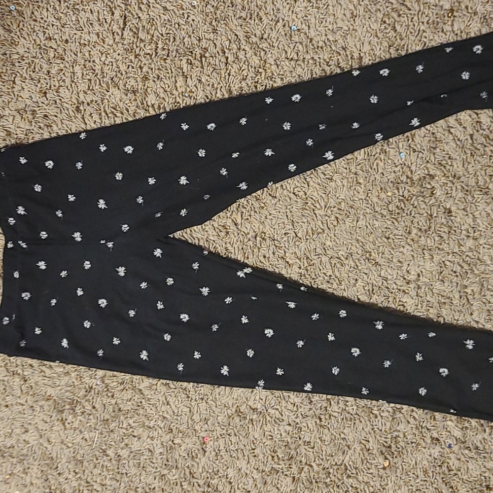 XL, Black